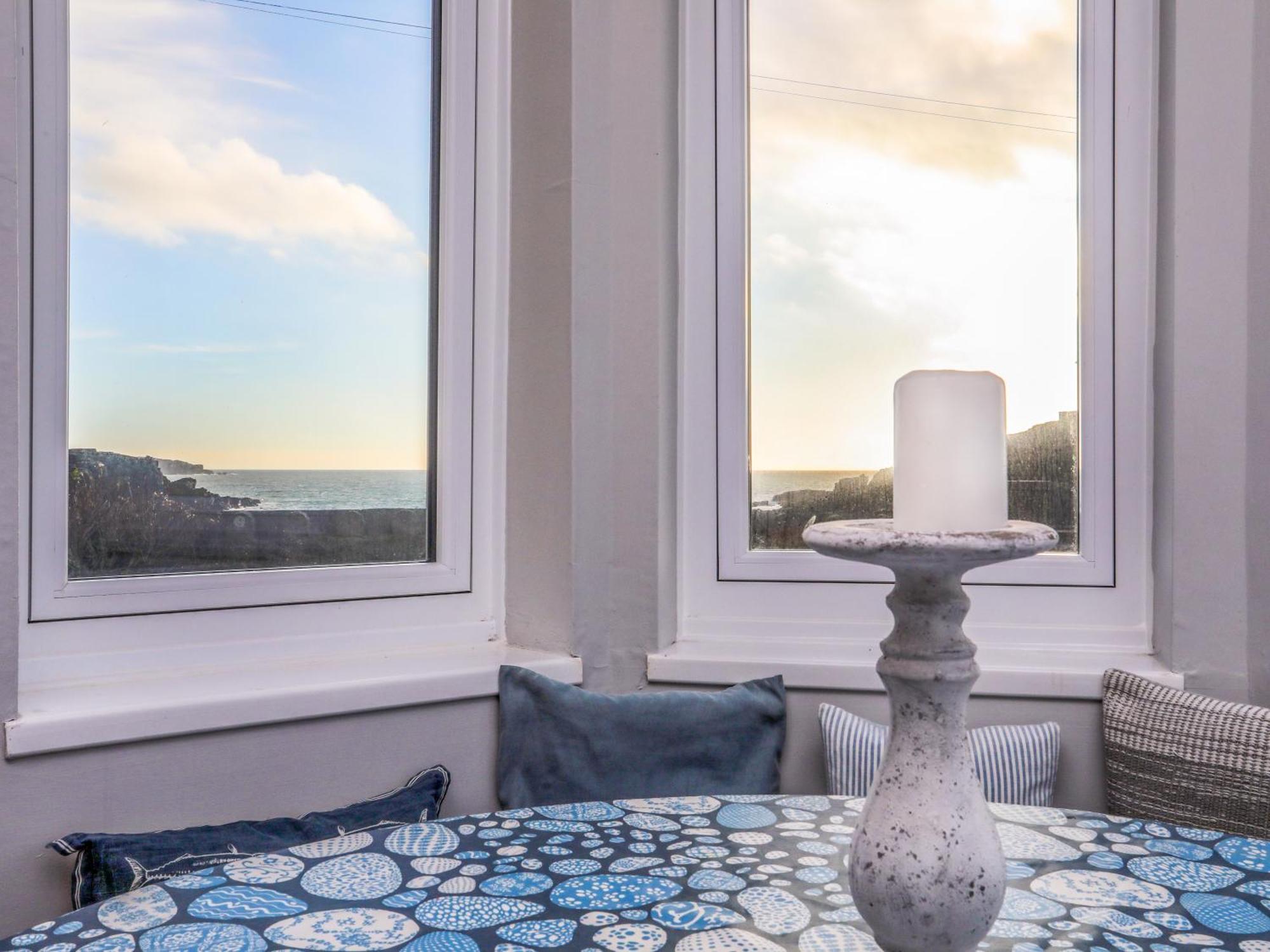 Min Y Mor Trearddur Bay Villa Buitenkant foto
